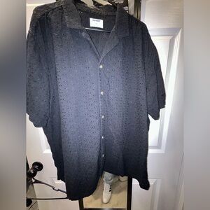 Old Navy Textured Black Short Sleeve Shirt